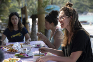 Read more about the article 9 Expert Tips for Planning the Ultimate Girls Trip to an All-Inclusive Resort