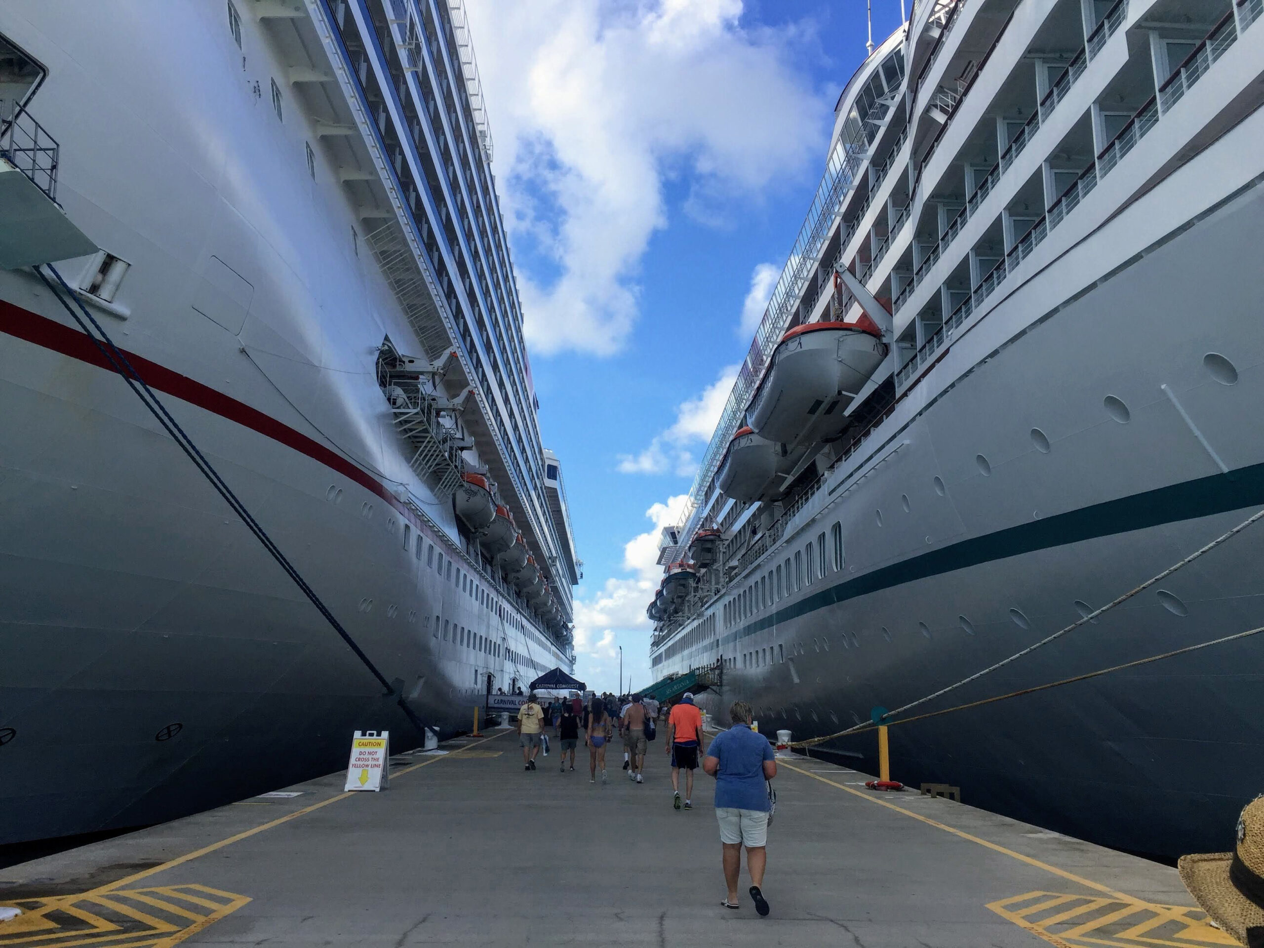 Read more about the article 12 Essential Items You Should Always Pack in Your Cruise Carry-On Bag
